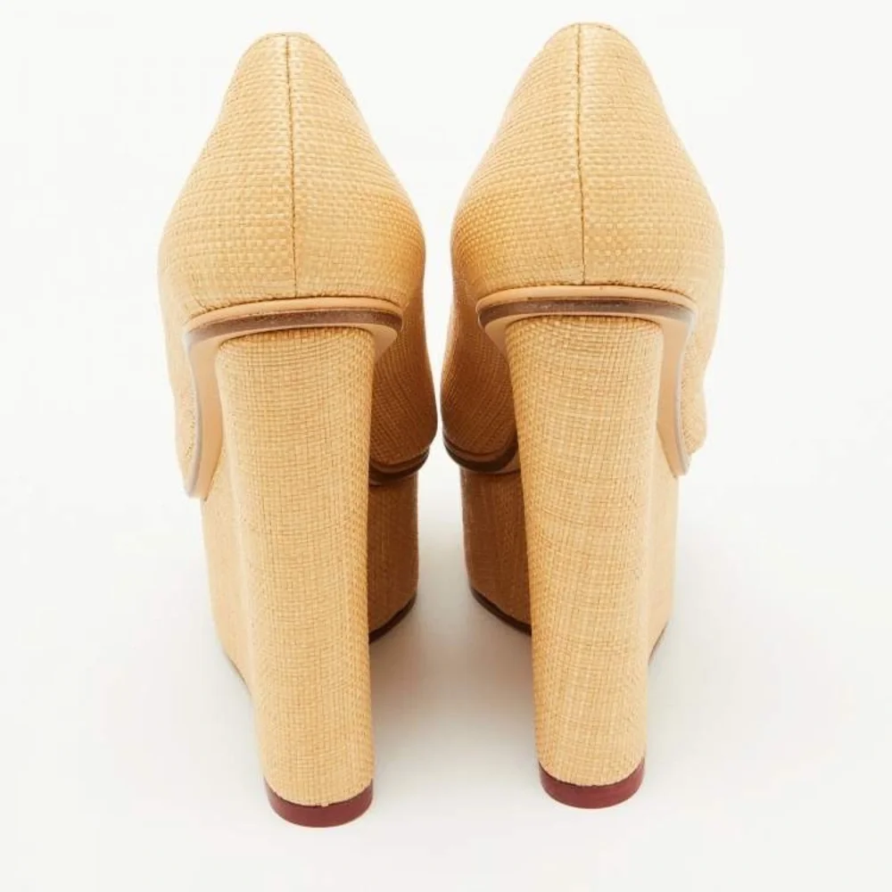 Charlotte Olympia
130mm leather Carmen pumps - Picture 9 of 10